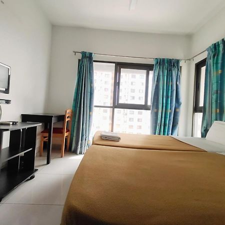 Private Rooms In Blue Ridge Hinjawadi Exterior photo