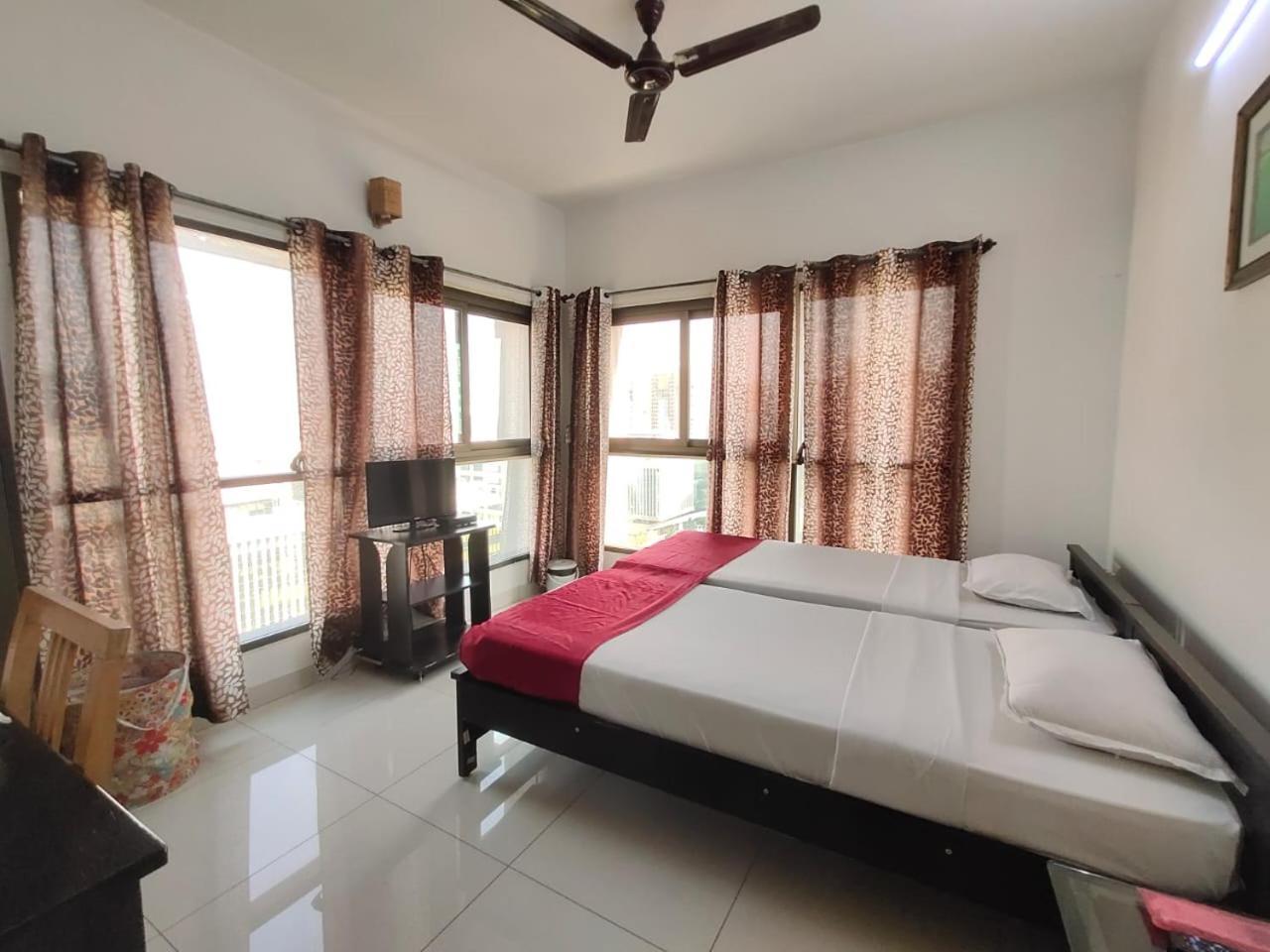 Private Rooms In Blue Ridge Hinjawadi Exterior photo